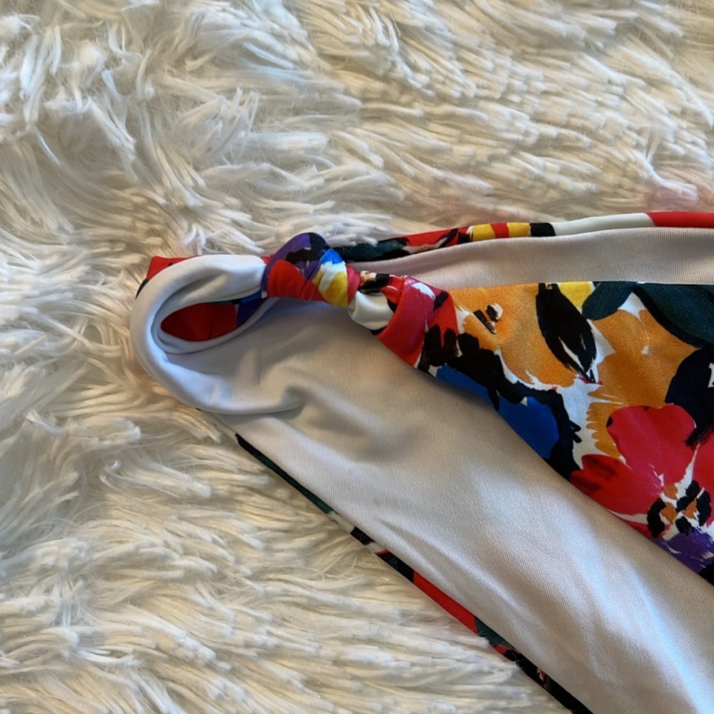Beach Riot Knotty Bikini Bottom - Large - Picture 4 of 4